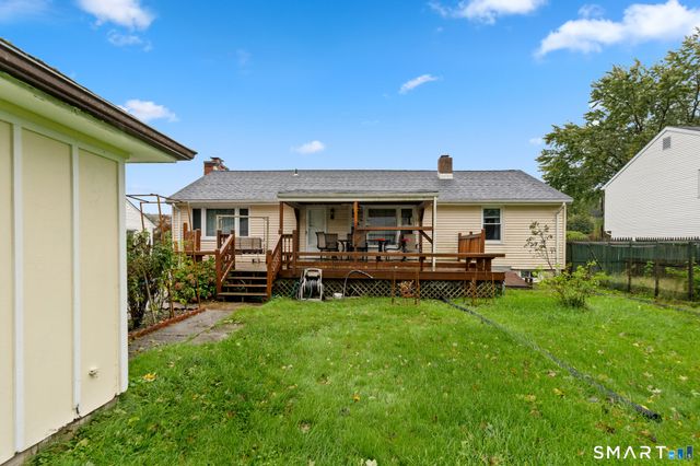 1781 Litchfield Turnpike, Woodbridge, CT 06525