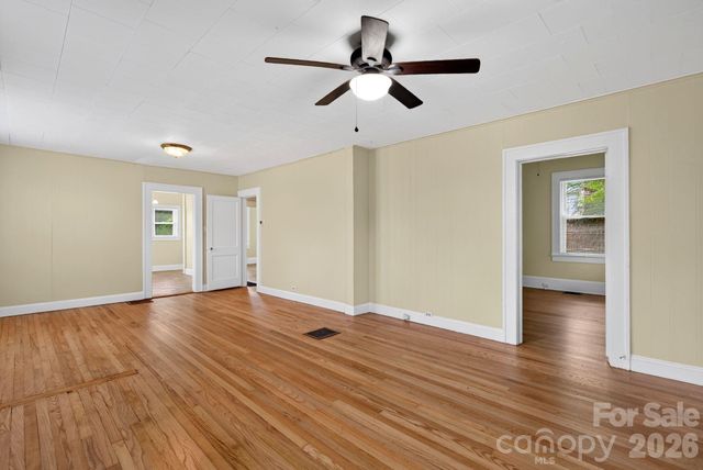 29 Mildred Avenue, Asheville, NC 28806