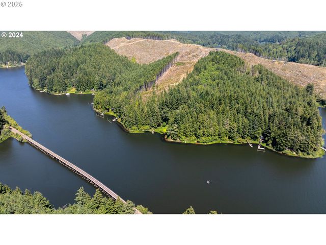 0 Tenmile Lake, Lakeside, OR 97449