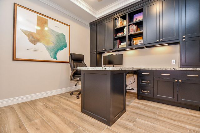 4309 Lake Walk Court, Missouri City, TX 77459