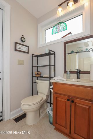 113 Harold Avenue, Swansboro, NC 28584