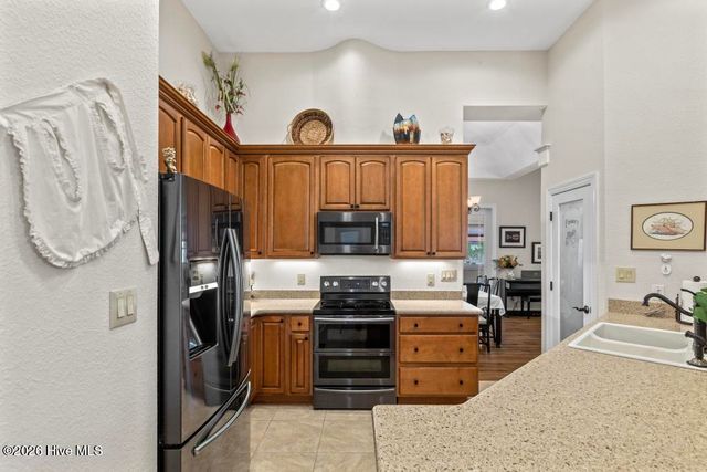 113 Harold Avenue, Swansboro, NC 28584