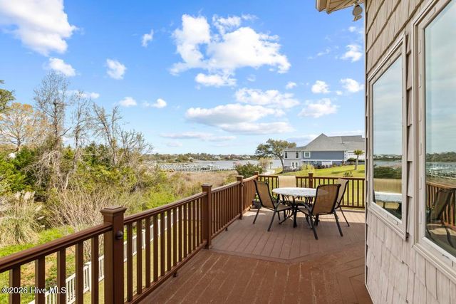 113 Harold Avenue, Swansboro, NC 28584