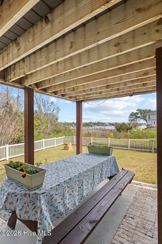 113 Harold Avenue, Swansboro, NC 28584