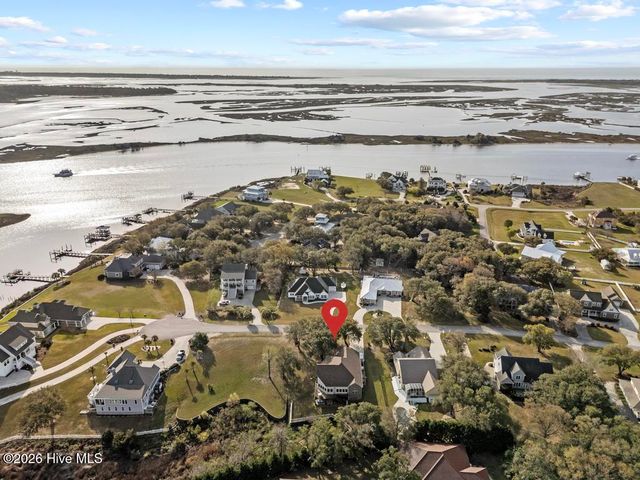 113 Harold Avenue, Swansboro, NC 28584