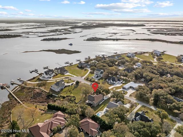 113 Harold Avenue, Swansboro, NC 28584