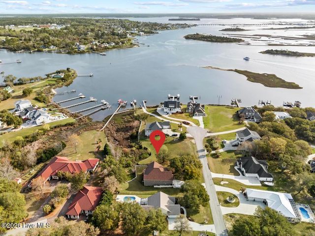 113 Harold Avenue, Swansboro, NC 28584