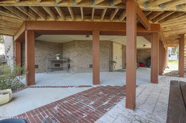 113 Harold Avenue, Swansboro, NC 28584