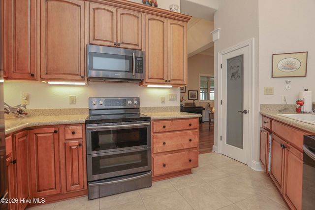 113 Harold Avenue, Swansboro, NC 28584