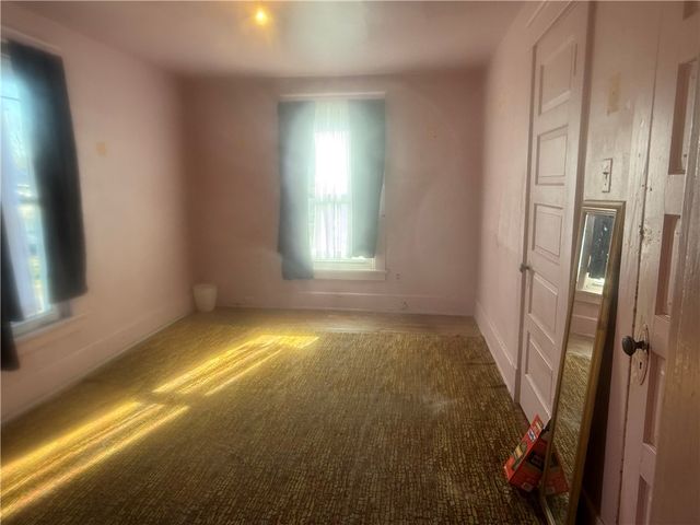 5709 Adelphi Street, Cincinnati, OH 45227