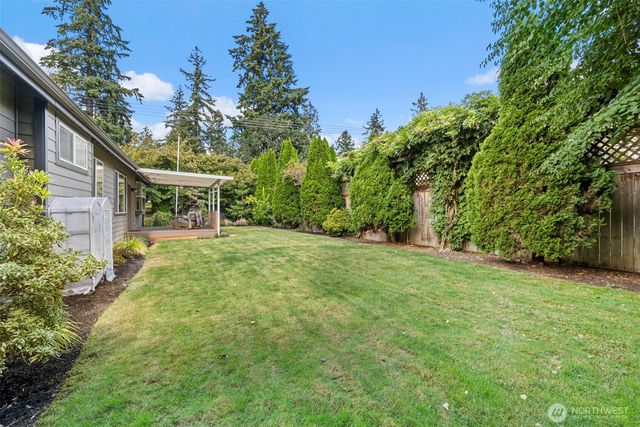 6401 91st Avenue Ct W, University Place, WA 98467