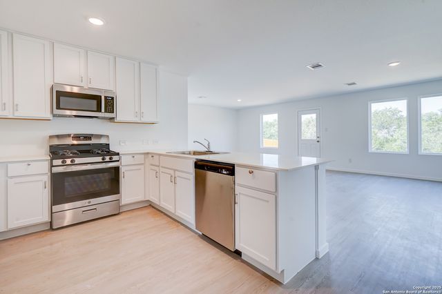 523 Kathleen, San Antonio, TX 78253