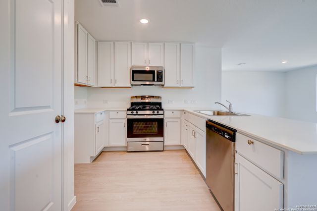 523 Kathleen, San Antonio, TX 78253