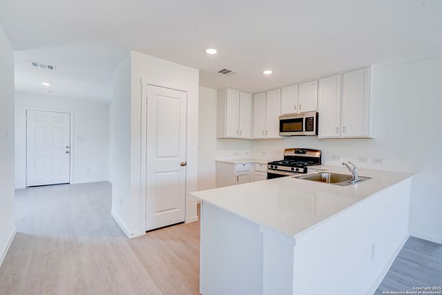 523 Kathleen, San Antonio, TX 78253