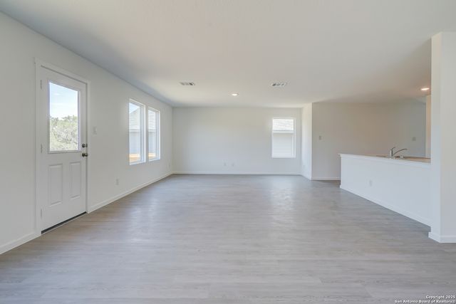 523 Kathleen, San Antonio, TX 78253