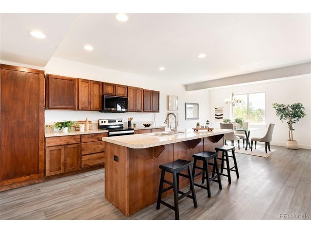 304 Duesenberg Ln, Fort Collins, CO 80524