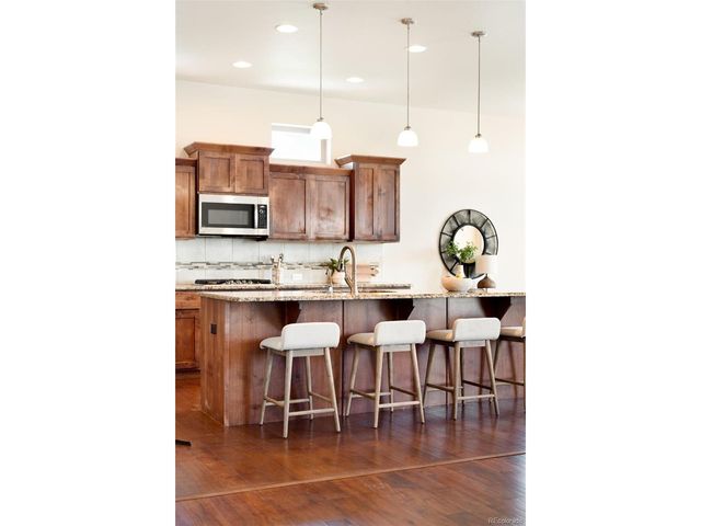 304 Duesenberg Ln, Fort Collins, CO 80524
