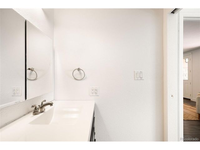 304 Duesenberg Ln, Fort Collins, CO 80524