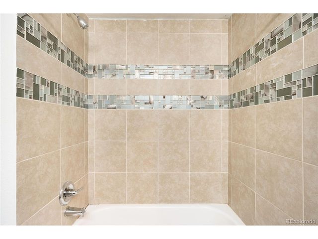 304 Duesenberg Ln, Fort Collins, CO 80524