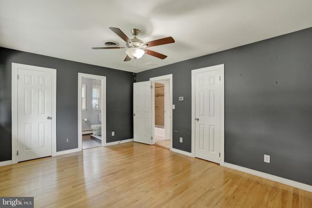 3 WOODCLIFFE DR, Robbinsville, NJ 08690