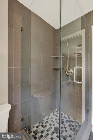 3 WOODCLIFFE DR, Robbinsville, NJ 08690