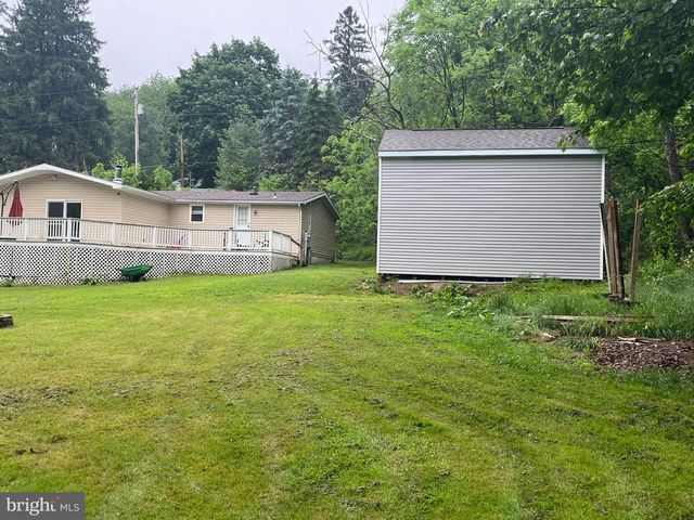 61 ARGYLE AVE, Glen Rock, PA 17327