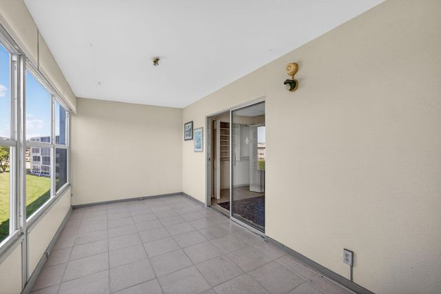 334 Dover B, West Palm Beach, FL 33417