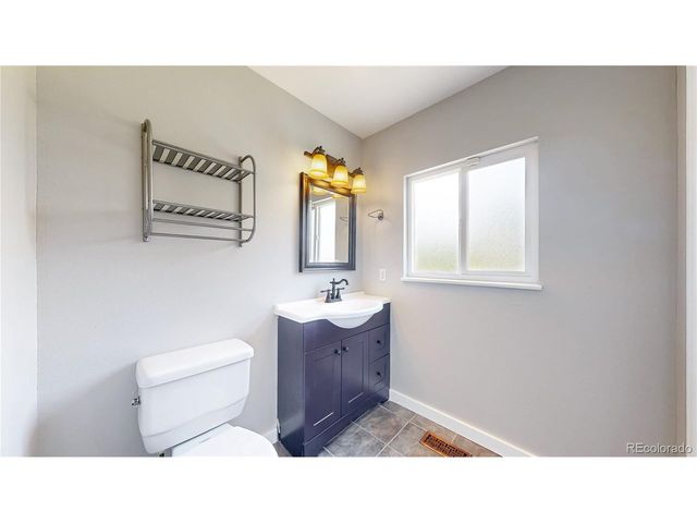 15603 E Atlantic Cir, Aurora, CO 80013