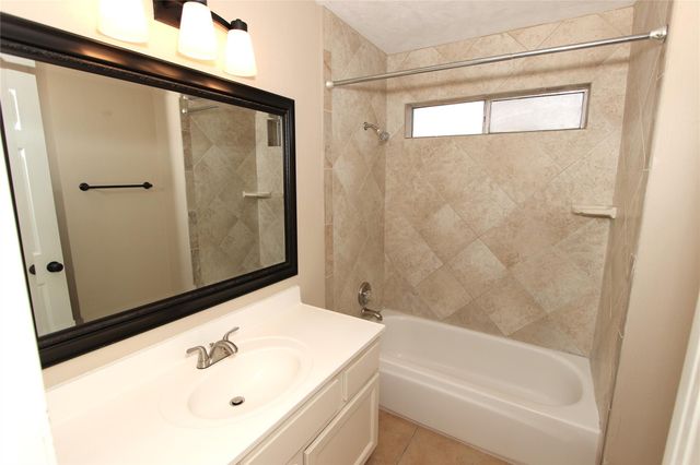 2731 Colony Drive, Sugar Land, TX 77479