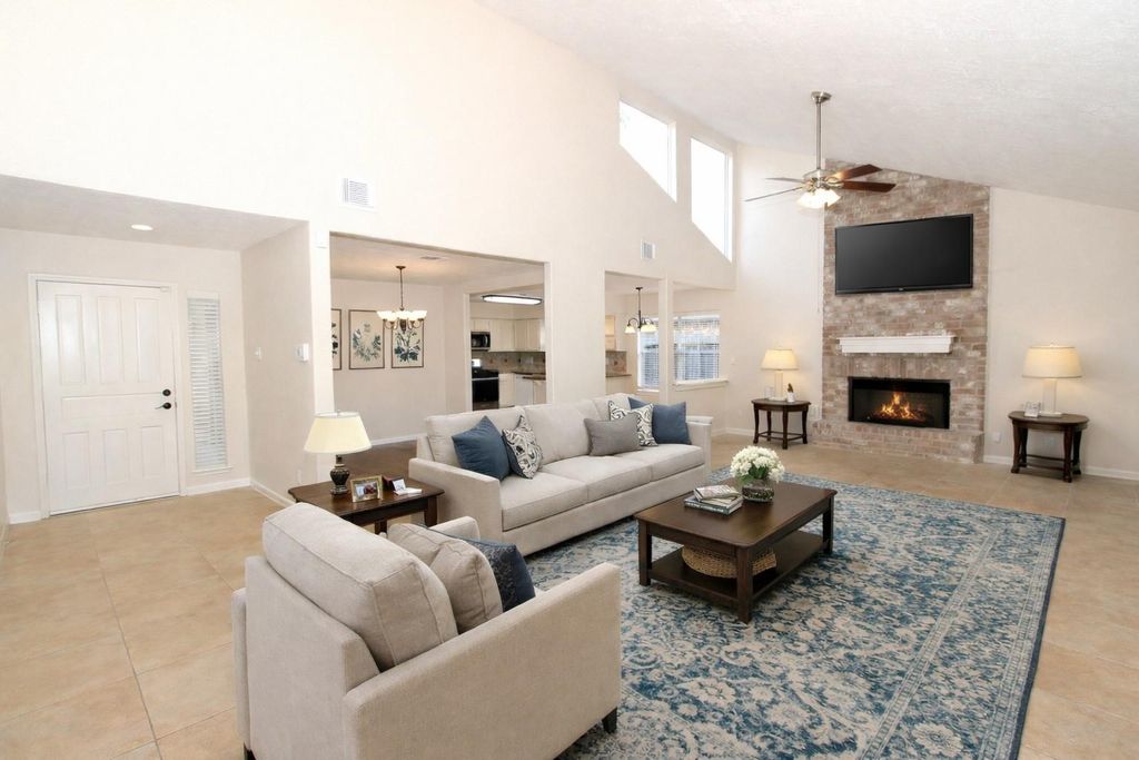 2731 Colony Drive, Sugar Land, TX 77479