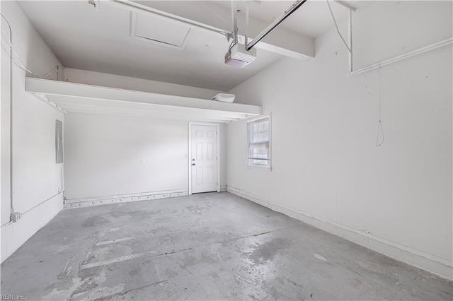 1039 Princess Anne RD, Virginia Beach, VA 23457