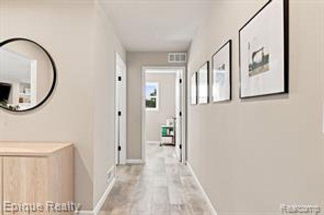 7269 Wildflower Ct Court, Grand Blanc, MI 48439