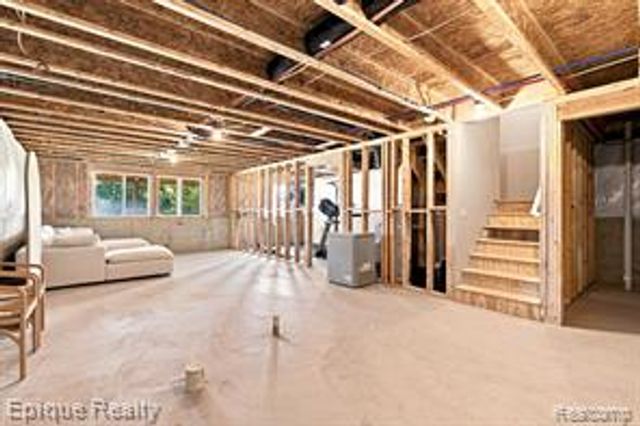 7269 Wildflower Ct Court, Grand Blanc, MI 48439