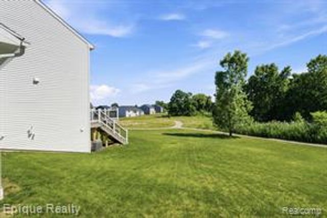 7269 Wildflower Ct Court, Grand Blanc, MI 48439