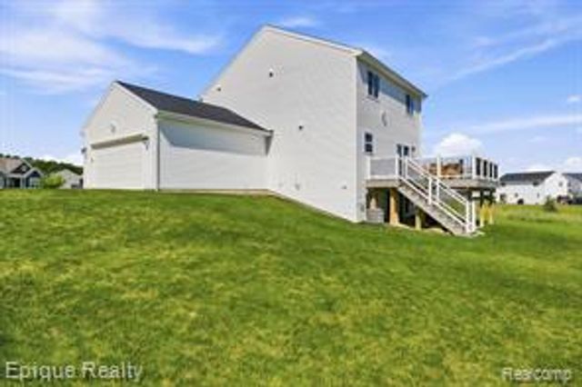7269 Wildflower Ct Court, Grand Blanc, MI 48439