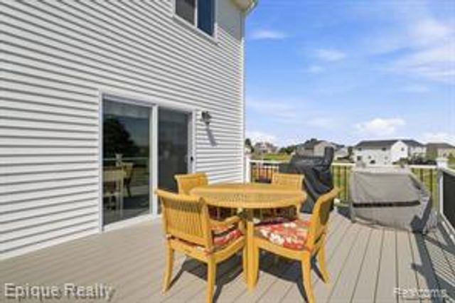 7269 Wildflower Ct Court, Grand Blanc, MI 48439