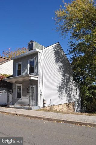 646 N 2ND ST, Pottsville, PA 17901