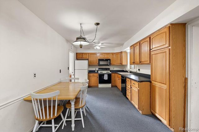 18001 Floral Street, Livonia, MI 48152