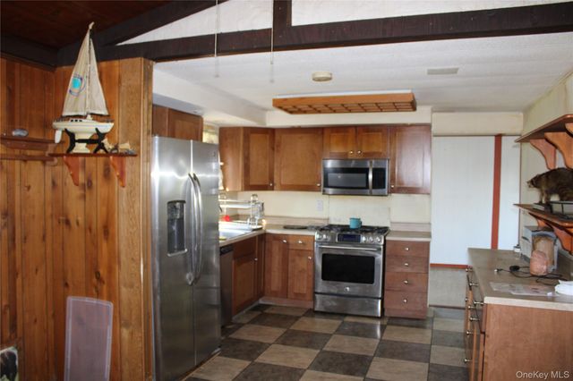 160 Holesapple Road 52, Dover Plains, NY 12522