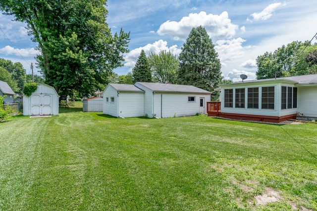 1105 Mark Street, Colona, IL 61241