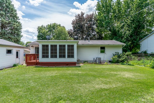 1105 Mark Street, Colona, IL 61241