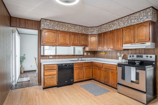 1105 Mark Street, Colona, IL 61241
