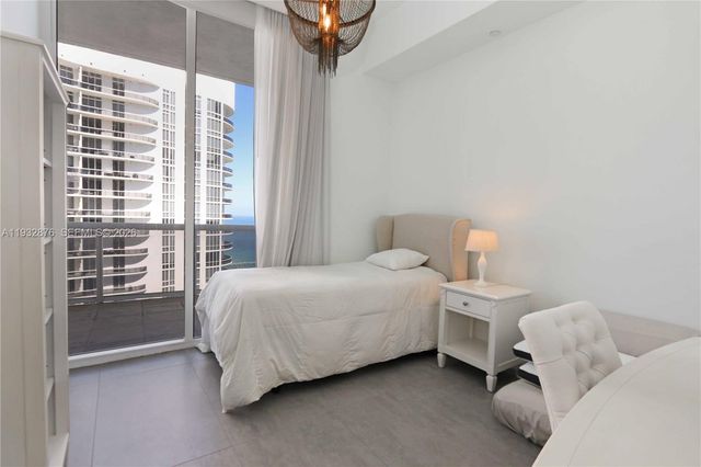 15811 Collins Avenue 3702, Sunny Isles Beach, FL 33160