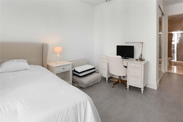 15811 Collins Avenue 3702, Sunny Isles Beach, FL 33160