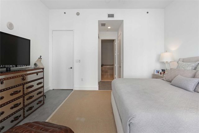 15811 Collins Avenue 3702, Sunny Isles Beach, FL 33160