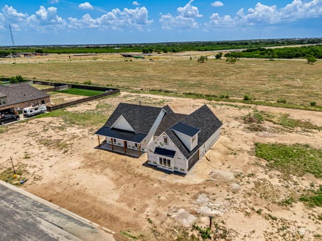 4546 Old Stone Drive, San Angelo, TX 76904