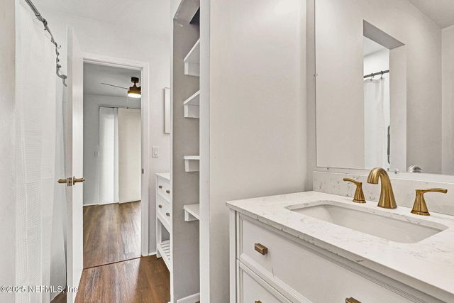 2300 TWELVE OAKS Drive B4, Orange Park, FL 32065