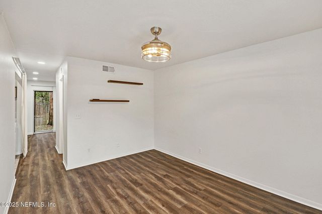 2300 TWELVE OAKS Drive B4, Orange Park, FL 32065