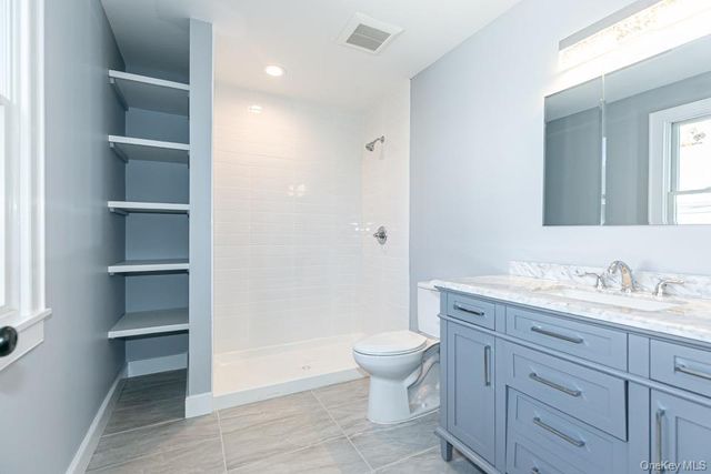 201 Nassau Boulevard A, Garden City South, NY 11530