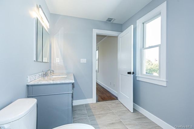 201 Nassau Boulevard A, Garden City South, NY 11530